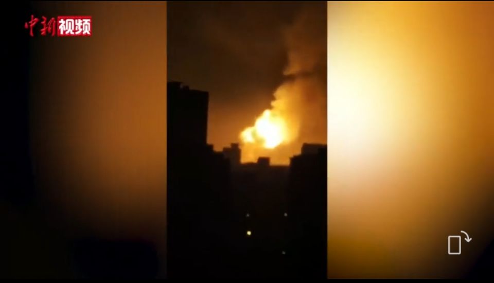 化工廠爆炸現(xiàn)場